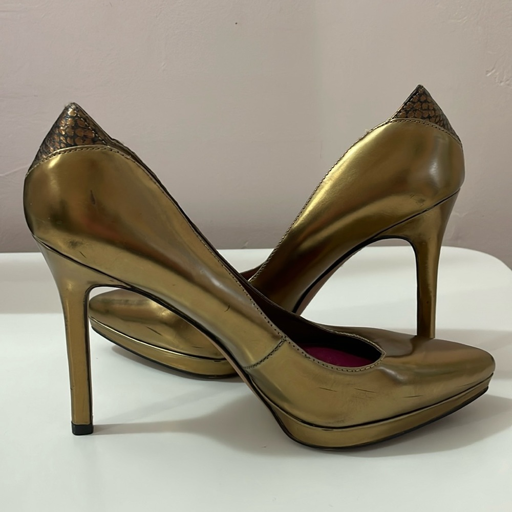 Sam Edelman Gold High Heels Pointy Toe Pumps Size 6.5